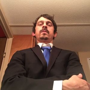 Meet your Posher, Christopher